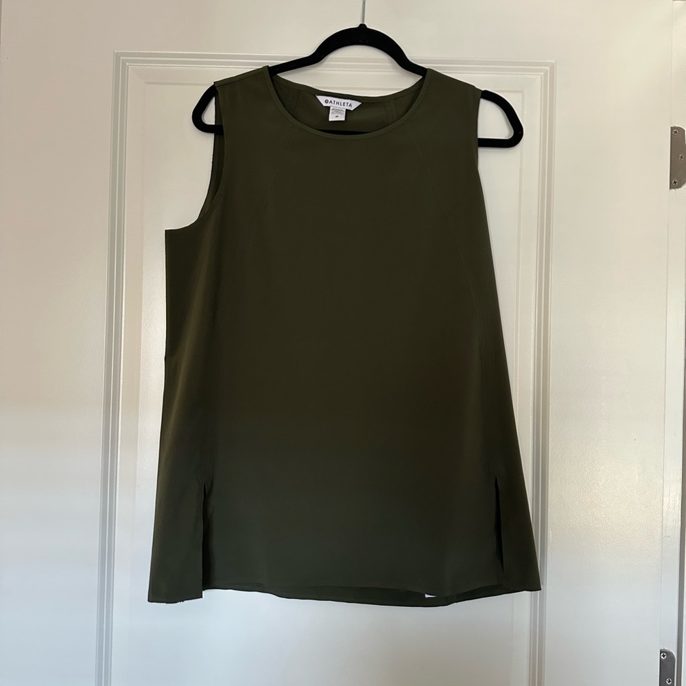 Athleta top